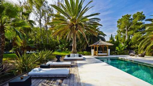 Unique villa with modern design in Roca Llisa gated urbanization - Ibiza Unique villa with modern design in Roca Llisa gated urbanization - Ibiza